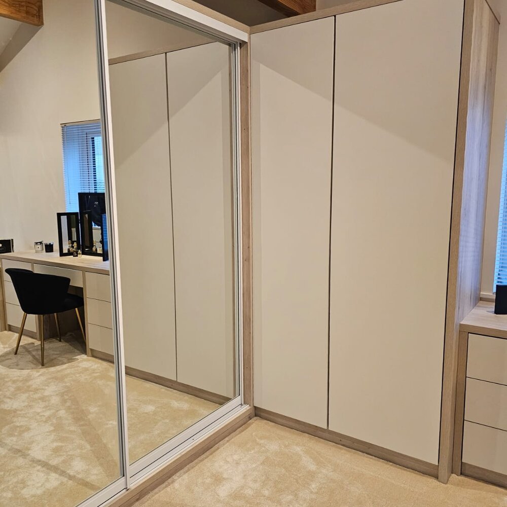 Bespoke fitted wardrobes installed in a Cheshire bedroom