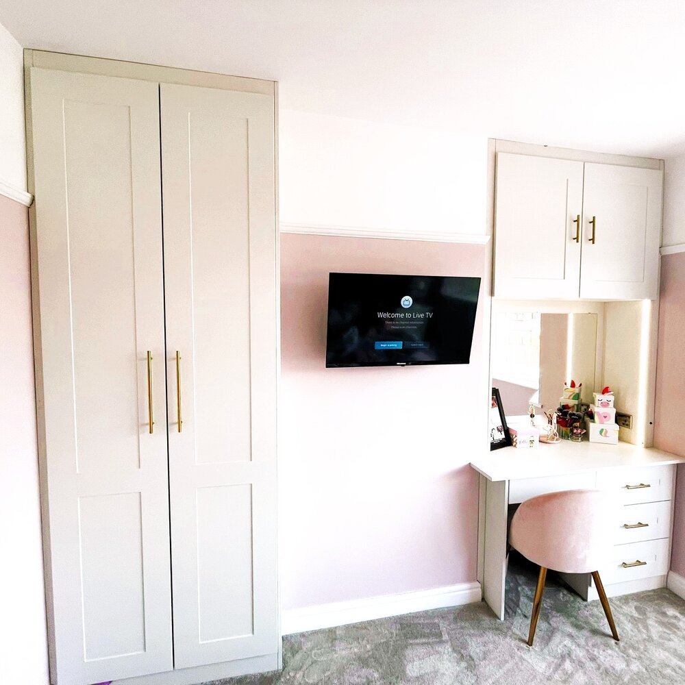 Alcove fitted wardrobes with a dressing table
