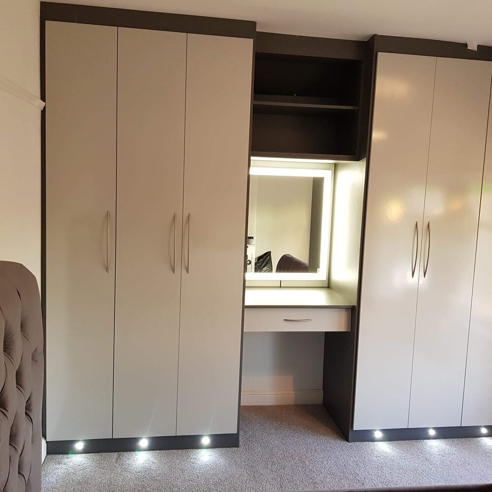 Gloss-door fitted wardrobes in Warrington